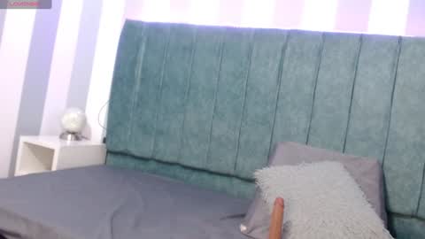 dafnee_e online show from 12.04.24