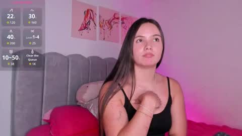 Dafne  online show from 11.19.25