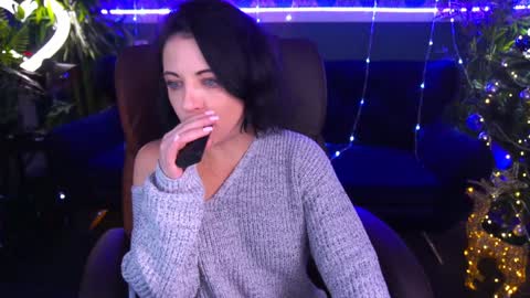 Dafni Mon online show from 12.09.24