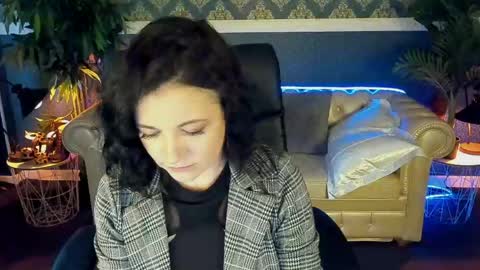 Dafni Mon online show from 05.14.26