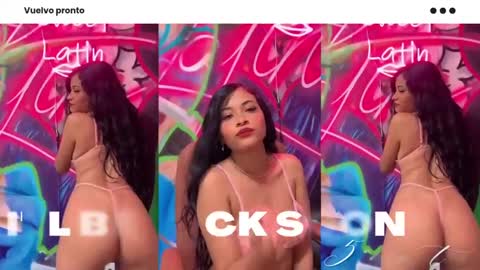 Snapshot of dafnnee_ross chatting on 02.13.25 DAFNNE online show from 02.13.25