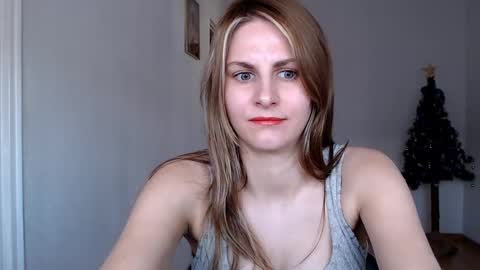 Dagmarie online show from 12.26.24