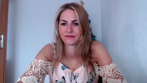 Dagmarie online show from 01.18.25