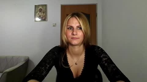 Dagmarie online show from 01.29.25