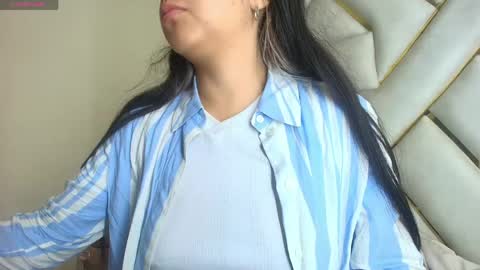 Dahiana  online show from 04.04.26