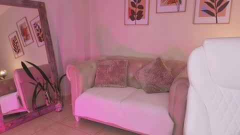 Snapshot of dahiana_walcott chatting on 04.30.26 Dahiann Walcott online show from 04.30.26