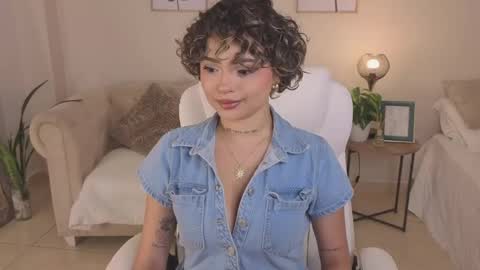 Snapshot of dahiana_walcott chatting on 05.26.26 Dahiann Walcott online show from 05.26.26