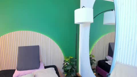 Dahiane Connor online show from 04.11.26