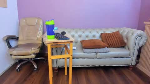 Dahiane Connor online show from 04.13.26