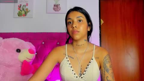 Snapshot of dahiangomezz chatting on 11.09.25 online show from 11.09.25