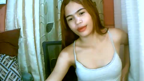 Snapshot of dahlia_123 chatting on 01.05.25 Im Dahlia online show from 01.05.25