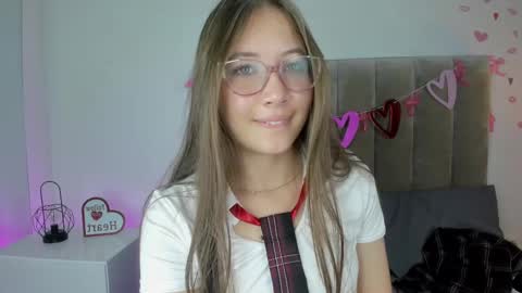 Dahlia online show from 02.28.25