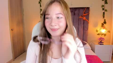 Dahlia online show from 10.09.25