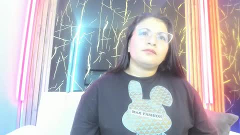 dahlia_vera23_aws online show from 09.18.25
