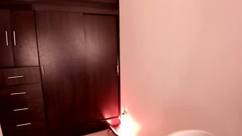 Snapshot of dahliabrowniee chatting on 09.26.25 Dahli online show from 09.26.25