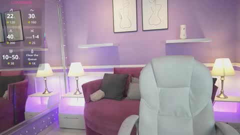 Snapshot of dahliagraey chatting on 09.24.25 Dahlia Grey online show from 09.24.25