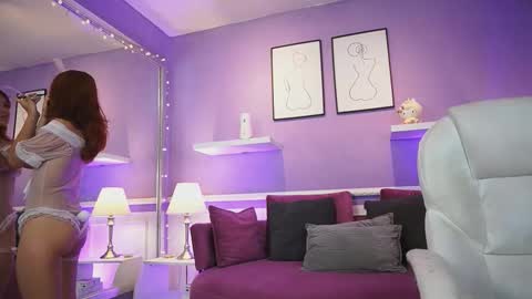 Dahlia Grey online show from 02.18.26