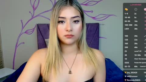 Dahlia online show from 01.15.25