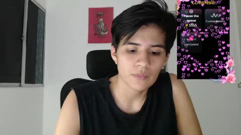 Snapshot of dahliarios chatting on 05.13.26 lorena online show from 05.13.26