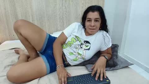 Daia Vega online show from 04.16.26