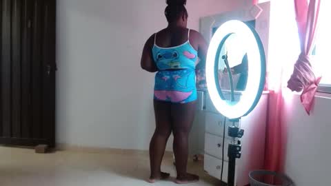 Daiisha.. online show from 04.16.26