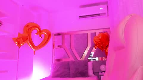 Snapshot of daila_01 chatting on 02.25.25 Daila online show from 02.25.25