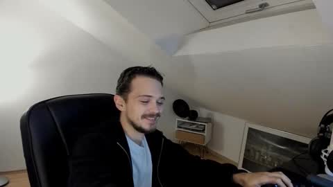 Daimon  online show from 10.22.25