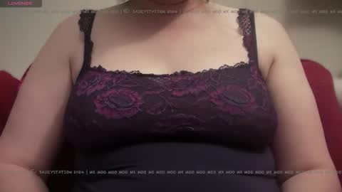 Mx Mommy Moo online show from 01.12.26