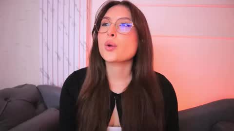 Lauren            online show from 12.20.25