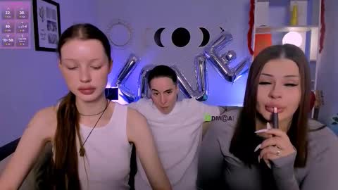 Snapshot of daisy_baby_ chatting on 02.06.26 daisy online show from 02.06.26