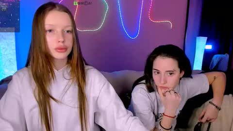 Snapshot of daisy_baby_ chatting on 03.03.26 daisy online show from 03.03.26