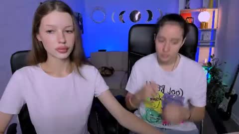 Snapshot of daisy_baby_ chatting on 07.12.26 daisy online show from 07.12.26