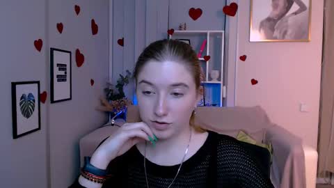 Little Di online show from 03.03.25