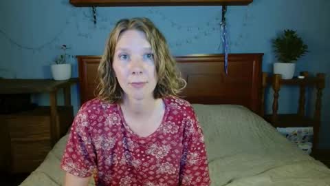 daisy_lovely online show from 09.27.25
