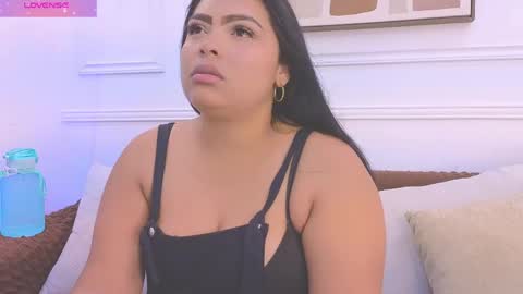 Daisy Price online show from 04.24.26