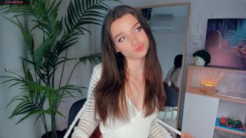 Naomi online show from 02.09.25