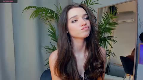 Naomi online show from 02.18.25