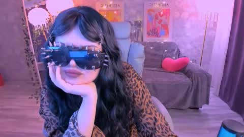 Snapshot of daisyvale chatting on 03.02.26 Daisy online show from 03.02.26