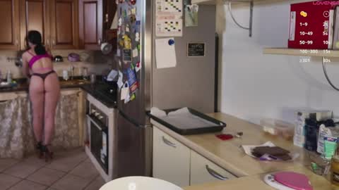 FrontBackLive online show from 04.08.26