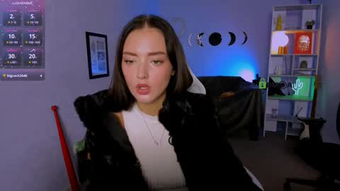 Snapshot of daisyy_naughty chatting on 10.02.25 daisy online show from 10.02.25