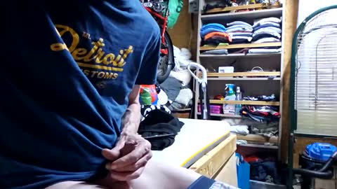 Snapshot of daiwants2fku chatting on 12.16.24 dave online show from 12.16.24