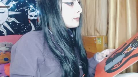 Snapshot of dak_7 chatting on 01.18.25    --  -- help me reach 100 hands up  online show from 01.18.25