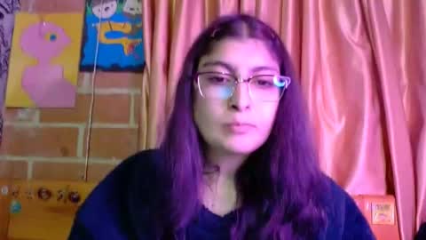 Snapshot of dak_7 chatting on 09.12.25    --  -- help me reach 100 hands up  online show from 09.12.25