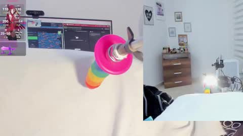 Snapshot of daki_ume_ chatting on 10.23.25 daki_ume_ online show from 10.23.25