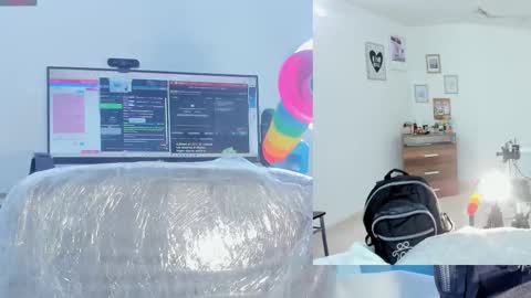 Snapshot of daki_ume_ chatting on 10.24.25 daki_ume_ online show from 10.24.25