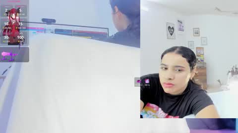 Snapshot of daki_ume_ chatting on 10.31.25 daki_ume_ online show from 10.31.25