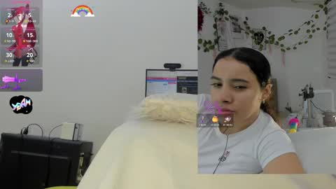 daki_ume_ online show from 12.15.25