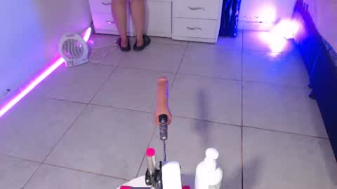 VALENTINA  online show from 07.06.26