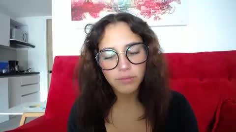 IG  dakotasofiaa online show from 11.28.25