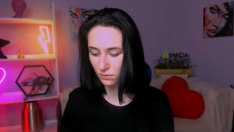 Snapshot of dakota4you chatting on 03.10.25 Dakota online show from 03.10.25